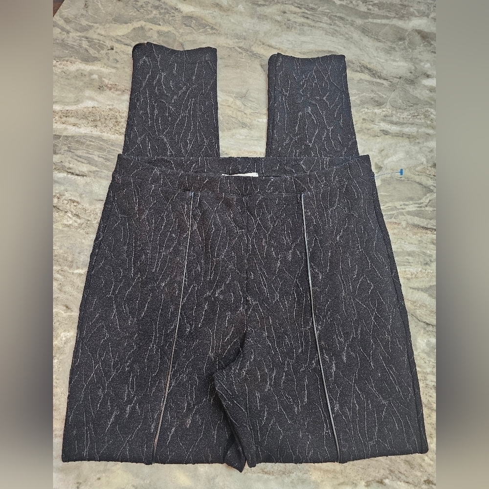Joseph Ribkoff Black Textured High Waist Slim Pants Size 1 Small
